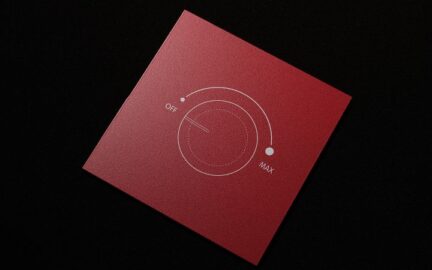 4-ウレタン赤【05-30T】梨地シボ塗装＋シルク印刷